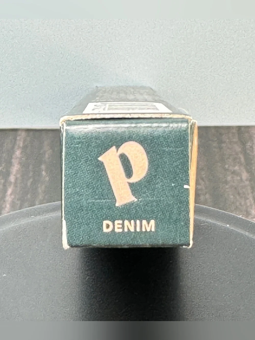 Pley Beauty Let It Linger 12-Hour Eyeliner NIB (Denim) 1.2 g / 0.042 oz